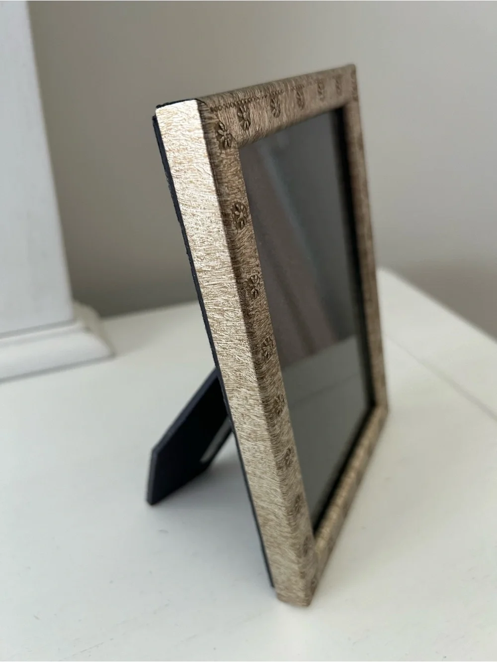 Marcelli Frames Gold Embossed Photo Frame 4 by 6 photo